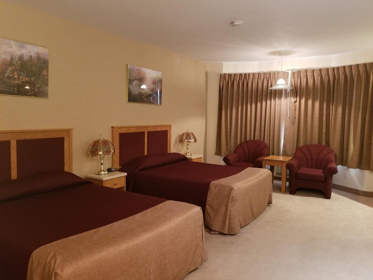 New Imperial Suites Whitecourt Eksteriør bilde