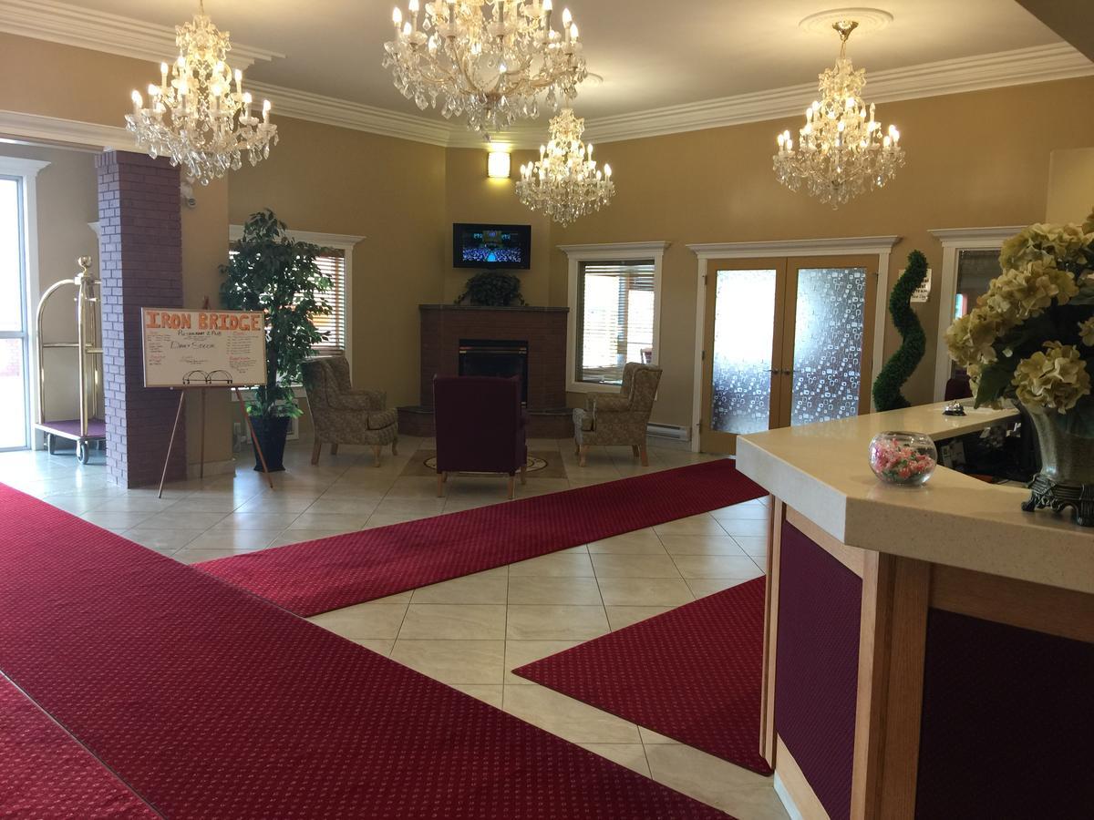 New Imperial Suites Whitecourt Eksteriør bilde