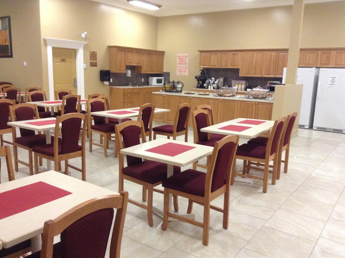 New Imperial Suites Whitecourt Eksteriør bilde