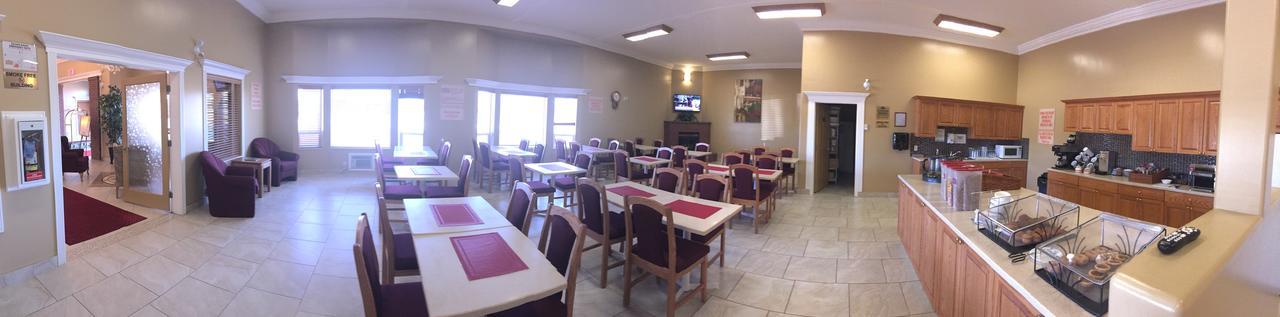 New Imperial Suites Whitecourt Eksteriør bilde